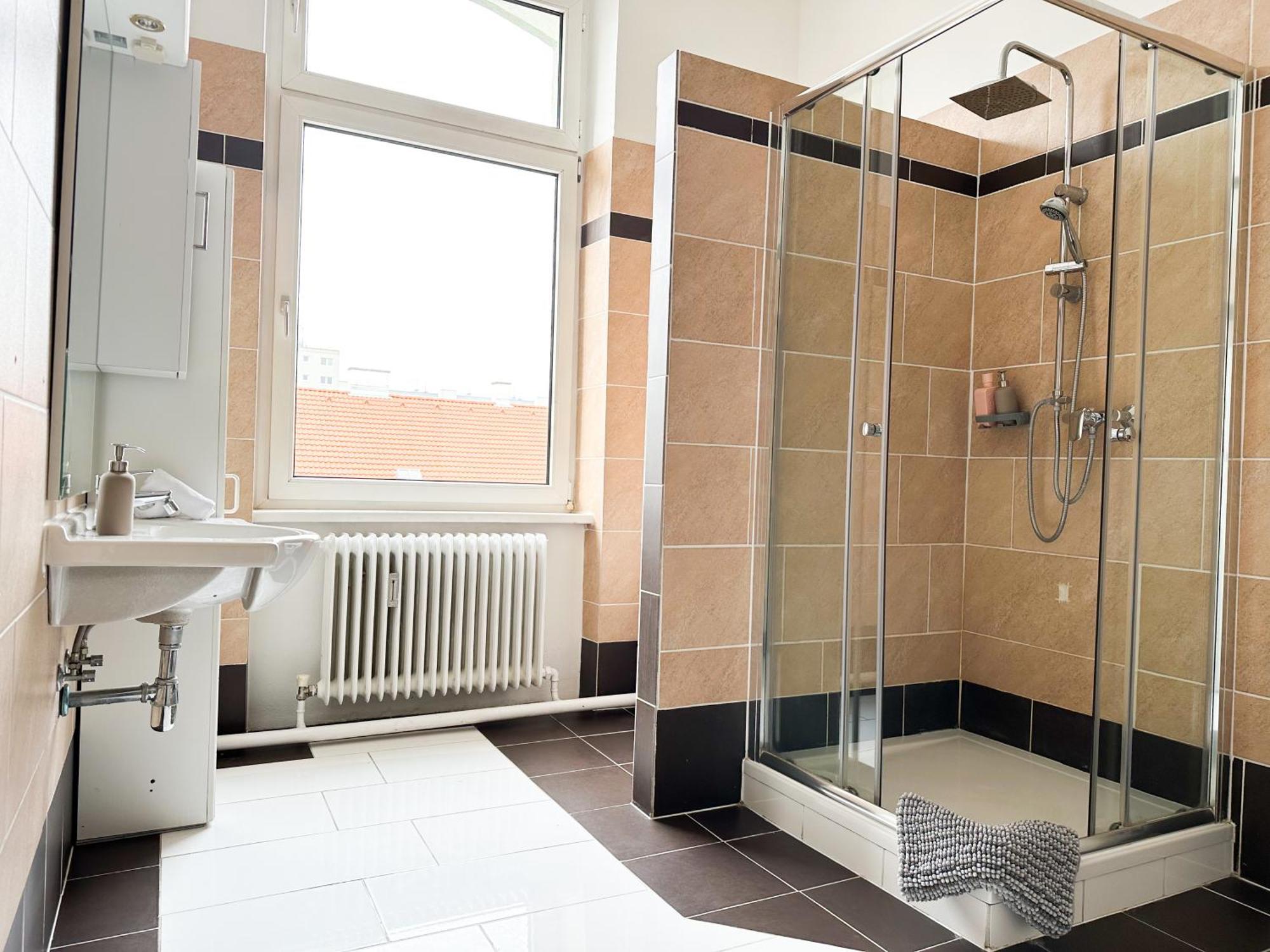 Free Parking & 2 Bedrooms * Wien